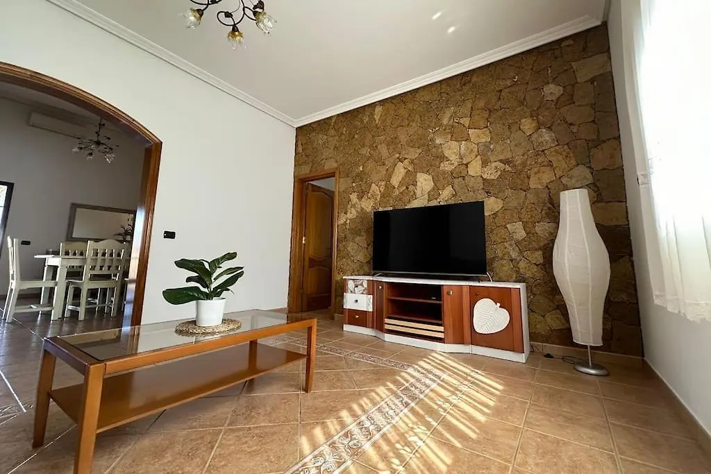 Villa En La Montana Con Piscina En Fuerteventura 格兰塔拉雅