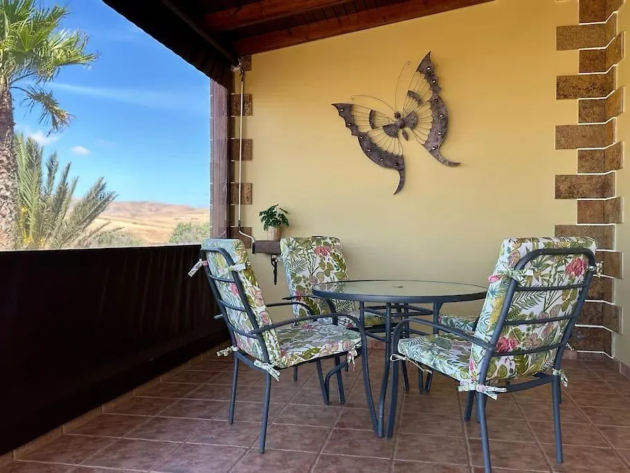Villa En La Montana Con Piscina En Fuerteventura 格兰塔拉雅