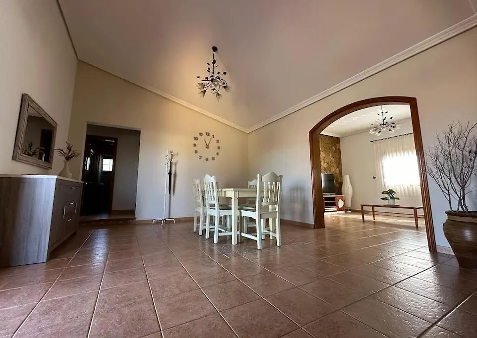 Villa En La Montana Con Piscina En Fuerteventura 格兰塔拉雅