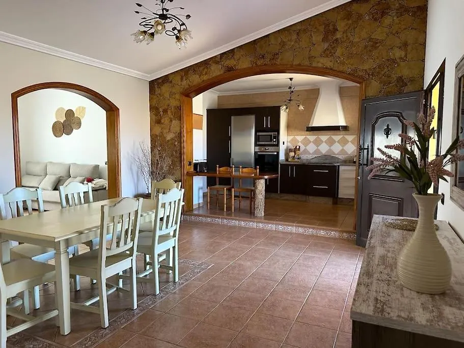 Villa En La Montana Con Piscina En Fuerteventura 格兰塔拉雅
