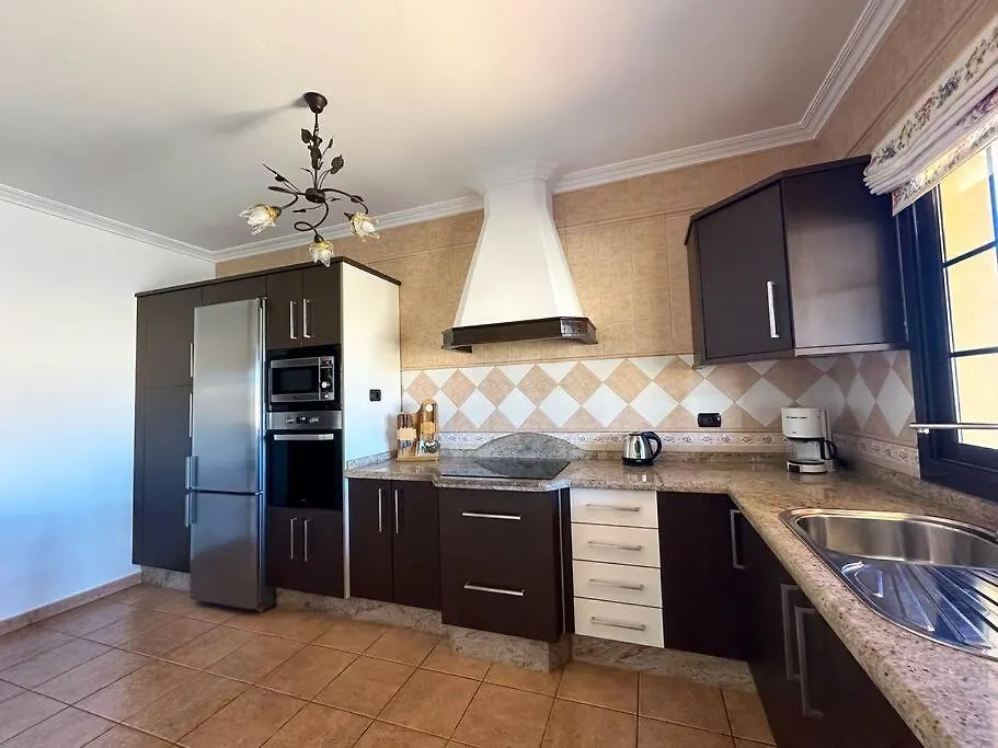 Villa En La Montana Con Piscina En Fuerteventura 格兰塔拉雅
