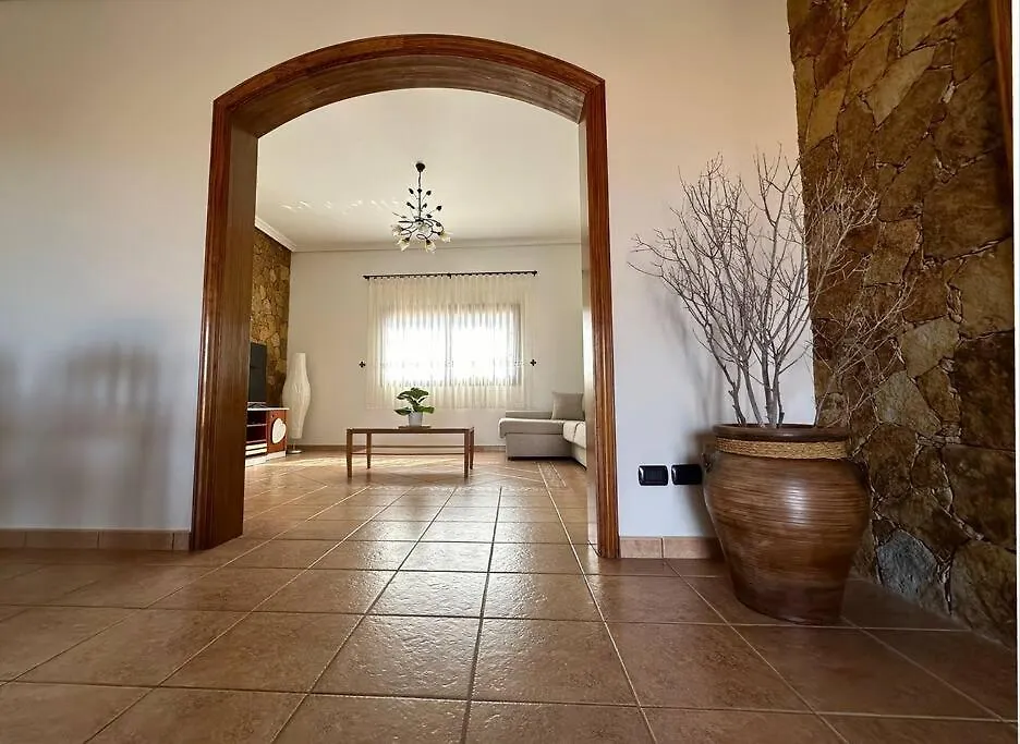 Villa En La Montana Con Piscina En Fuerteventura 格兰塔拉雅 0*,  西班牙