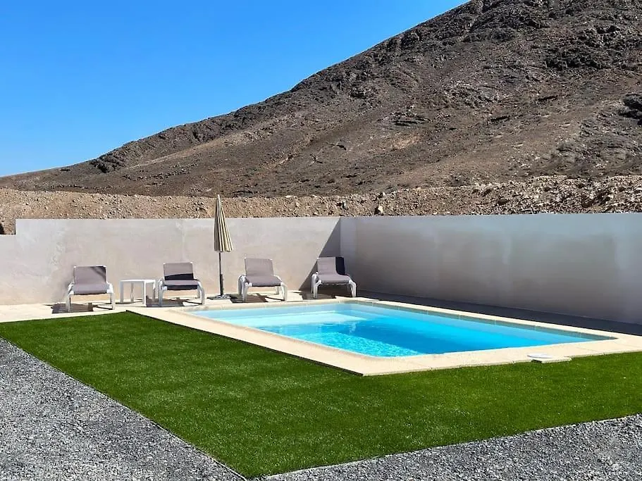 Villa En La Montana Con Piscina En Fuerteventura 格兰塔拉雅